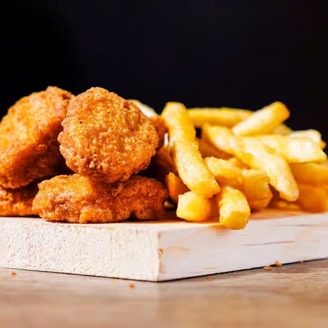 Kids Nuggets Meal.