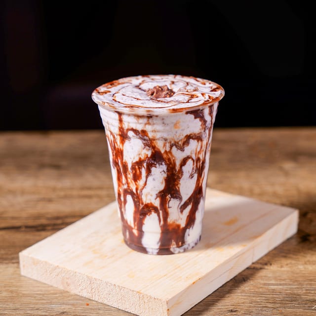 Ferrero Rocher Milkshake.